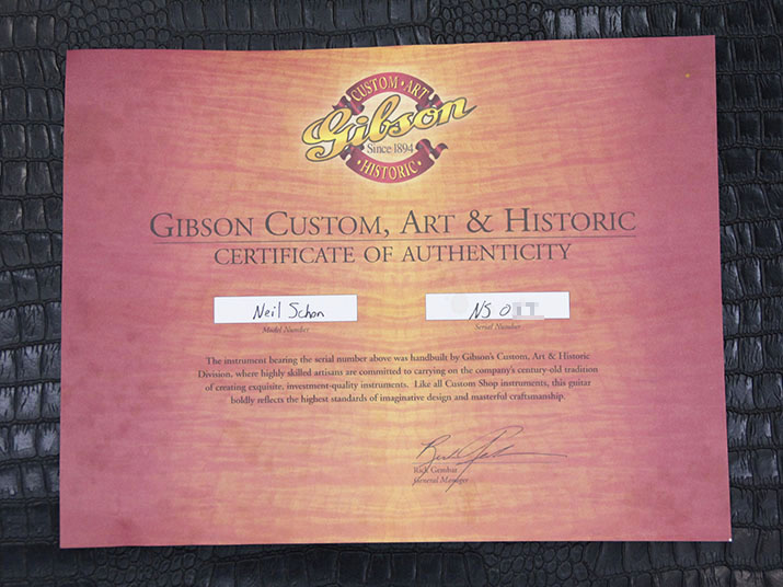Gibson Custom Shop Neal Schon Signature Les Paul Gold Top 13