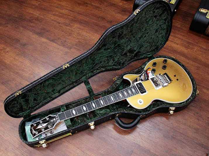 Gibson Custom Shop Neal Schon Signature Les Paul Gold Top 14