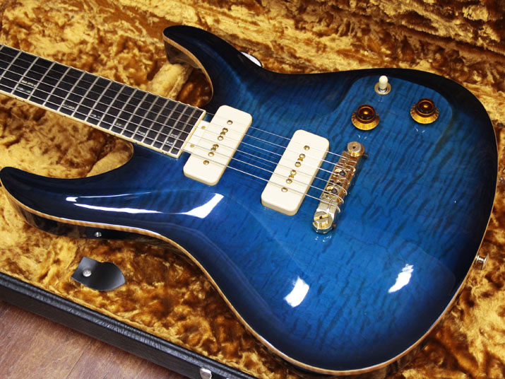 Giffin Guitars Macro Blueburst 2