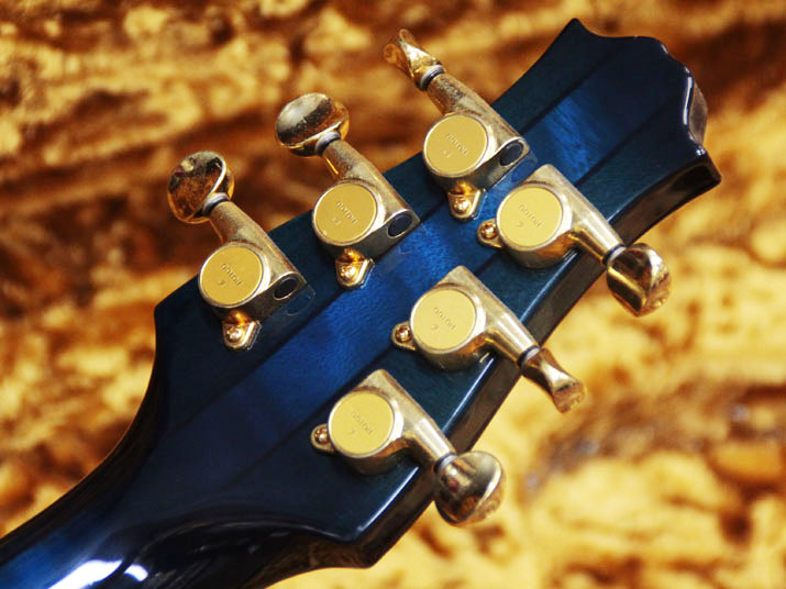 Giffin Guitars Macro Blueburst 9