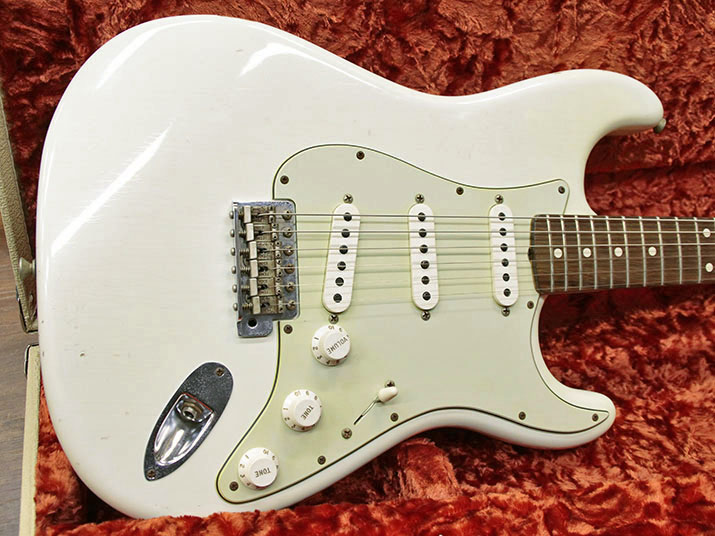 Fender Custom Shop 1960 Stratocaster Relic Olympic White Matching Head 2