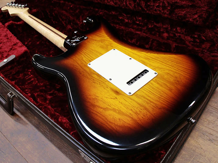 Fender Custom Shop Custom Deluxe Stratocaster  5