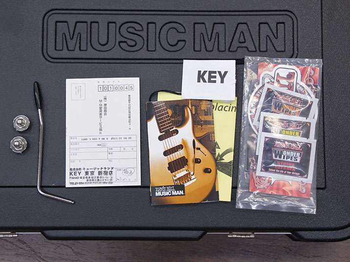 MUSIC MAN LUKE 3 HSS T BK R Rosewood Neck 11