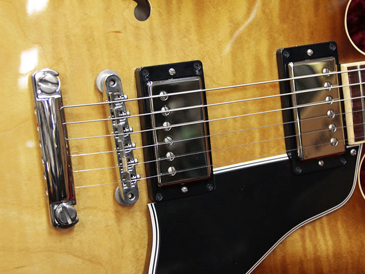 Gibson Custom Shop ES-335 Dot Reissue Figured LB 3