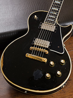 Gibson Les Paul Custom '76 Black  ボディー正面 サムネイル