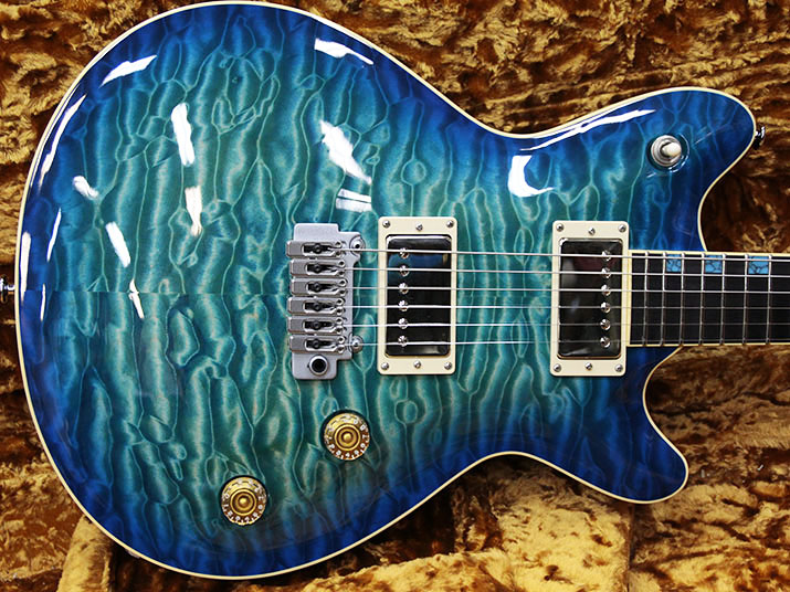 T's Guitars ARC-STD Master Grade Quilt Top Centura Blue 2