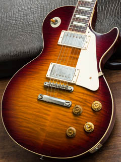 Gibson Custom Shop Historic Collection Hand Selected 1959 Les Paul Standard Reissue Heavily Aged ボディー正面 サムネイル