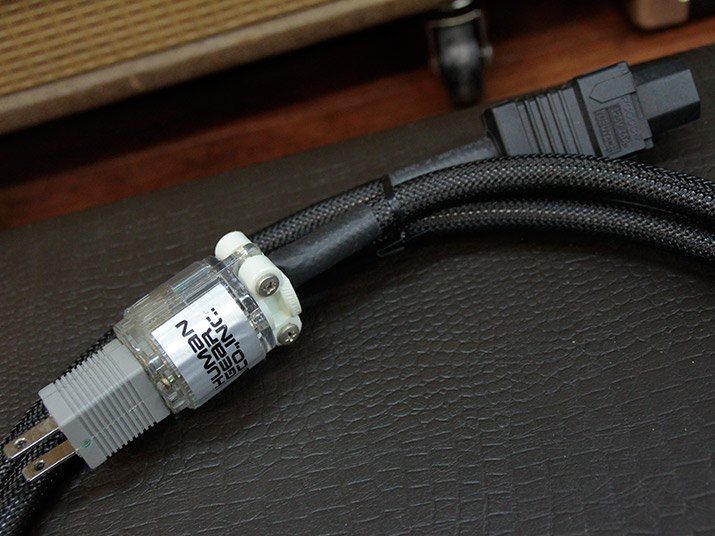 HUMAN GEAR AC Power Cable 1