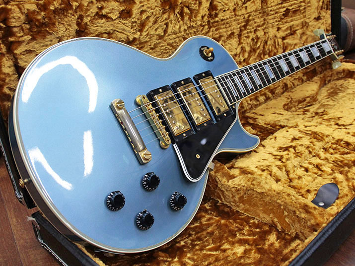 Gibson Custom Shop Les Paul Custom 3-Pickup Pelham Blue Ebony Fingerboard 1