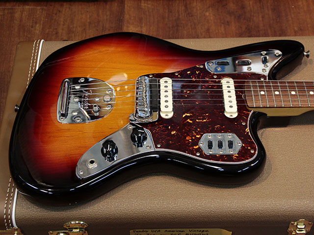 Fender USA American Vintage '62 Jaguar 3