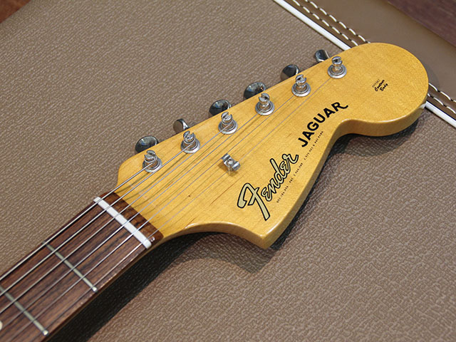 Fender USA American Vintage '62 Jaguar 5