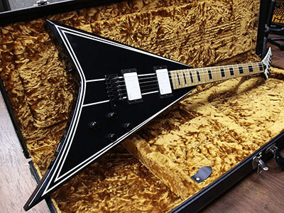 Jackson Custom Shop Master Built Retro M.S Concorde Reversed by Mike Shannon