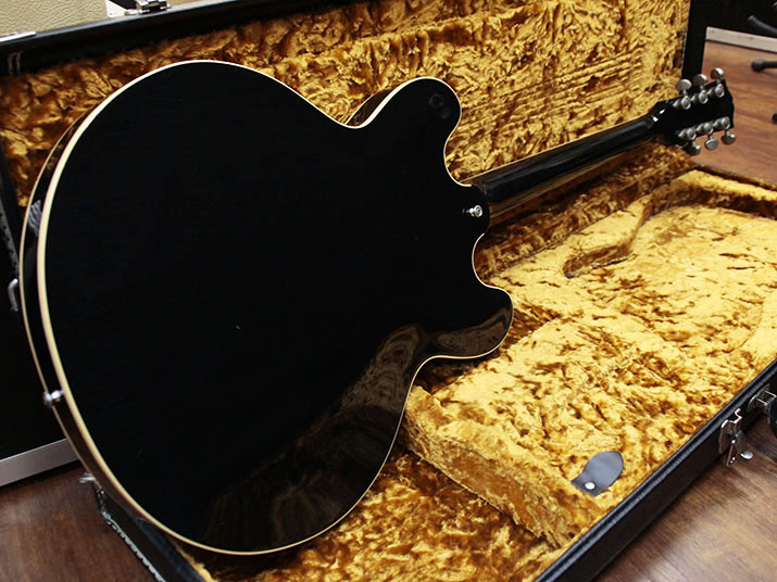 Gibson ES-335 Dot Reissue Ebony 3