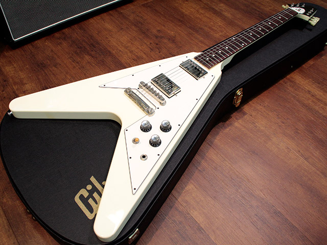 Gibson Custom Shop Historic Collection 67 Flying V  1