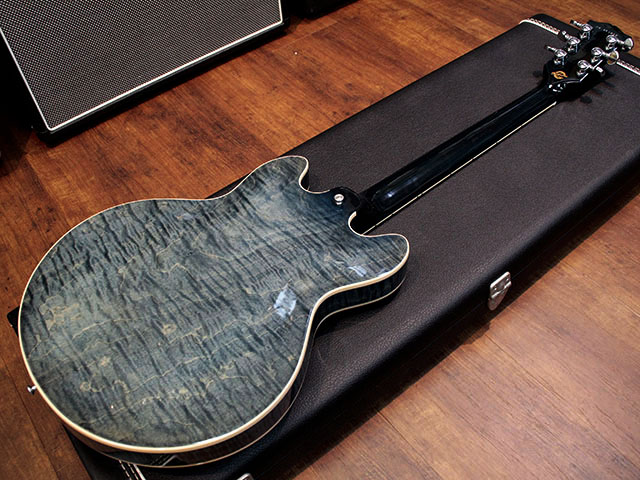 Gibson Custom Shop ES-339 Figured Blue Limited Edition 3