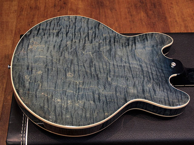 Gibson Custom Shop ES-339 Figured Blue Limited Edition 4