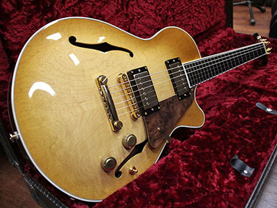 STR GUITARS SB80/SH