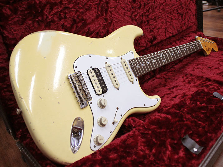 Fender Custom Shop Master Built 1966 Stratocaster Relic Vintage White by Todd Krause 1