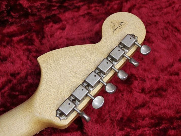 Fender Custom Shop Master Built 1966 Stratocaster Relic Vintage White by Todd Krause 7