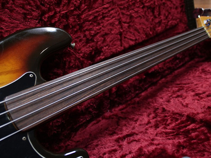 Fender USA Precision Bass Fretless '77-78 3TS 5