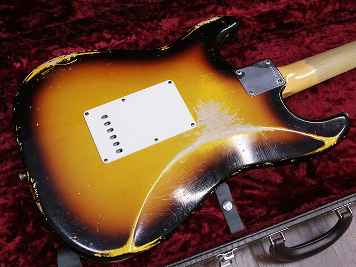 Fender Custom Shop 1960 Stratocaster Heavy Relic Faded 3-Color Sunburst 4