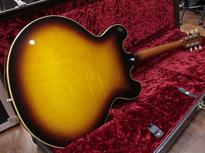 Gibson Custom Shop Historic Collection 1959 ES-335 Dot Reissue Vintage Sunbust 3