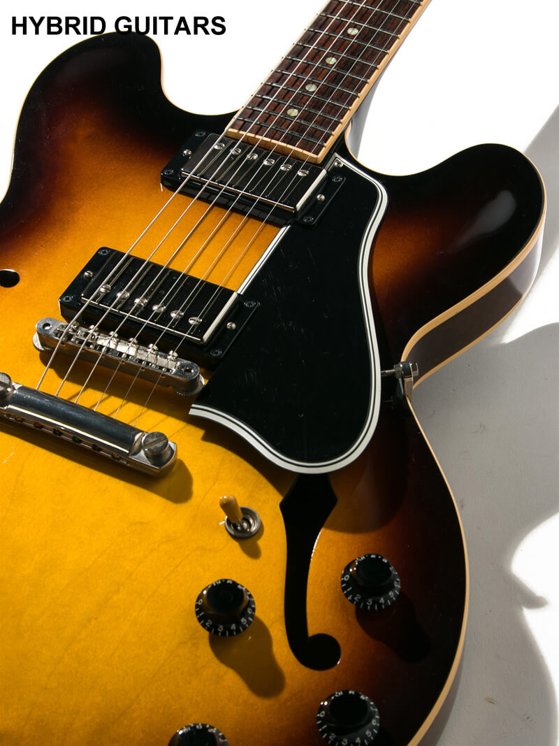 Gibson Custom Shop ES-335 Dot Reissue Vintage Sunburst 9