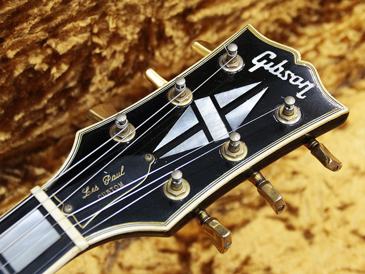 Gibson Les Paul Custom '75 Black 5