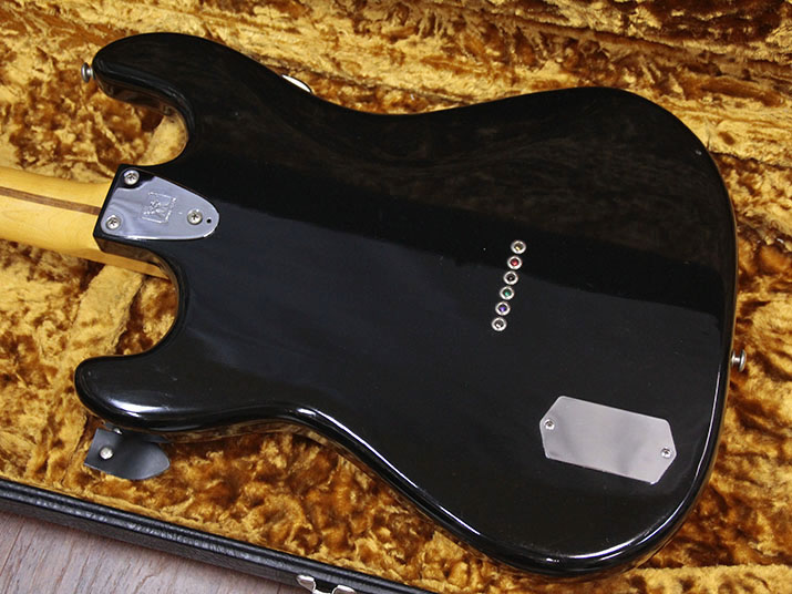 MUSIC MAN SABRE II Black 4