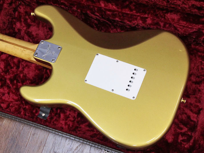 Fender Custom Shop 1954 Stratocaster  Gold 4