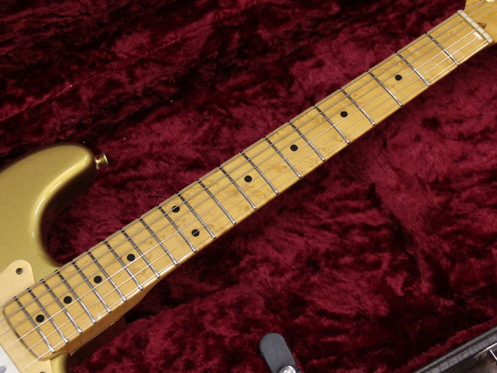 Fender Custom Shop 1954 Stratocaster  Gold 5