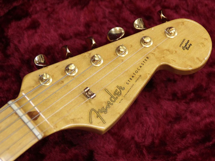 Fender Custom Shop 1954 Stratocaster  Gold 6