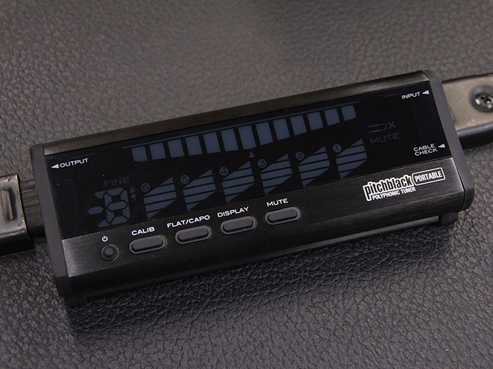 KORG Pitchblack Portable PB-04 1