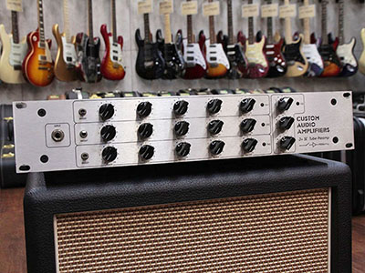 Custom Audio Amplifiers 3+SE Tube Guitar Preamp with Foot Controller & FRP Case