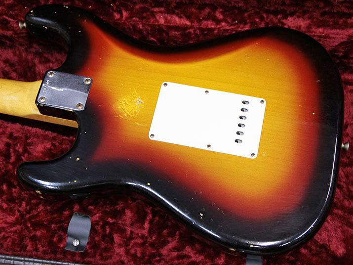 Fender Custom Shop 1965 Stratocaster Relic HSS EVH Humbucker Aged 3Tone Sunburst 5