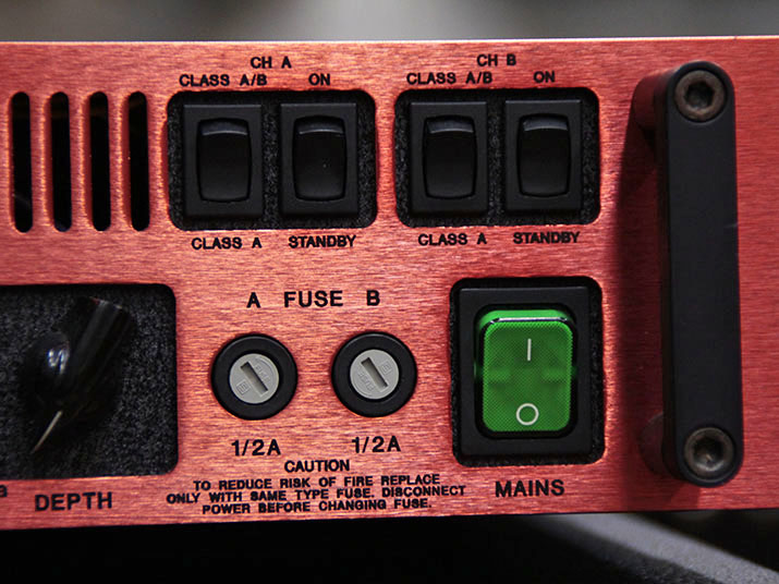 VHT G-2502-S Red Panel 3