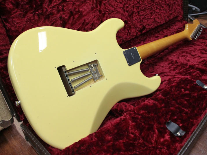 moon Stratocaster Type BARTOLINI PU 3