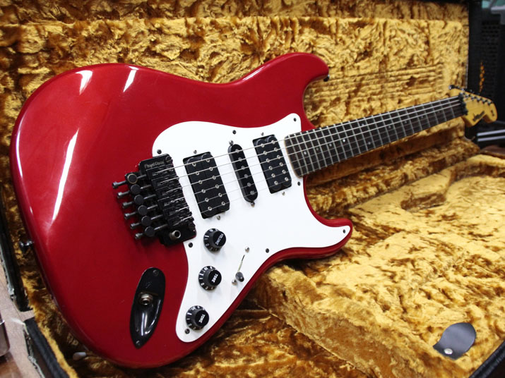 moon Stratocaster Type Metallic Red 1