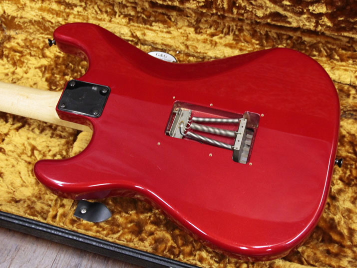 moon Stratocaster Type Metallic Red 4