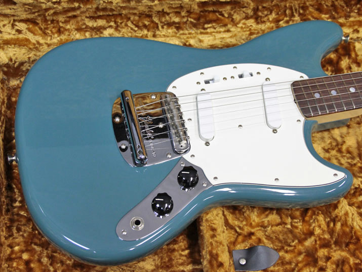 Fender Custom Shop Free Spirits Char Signature Mustang 2