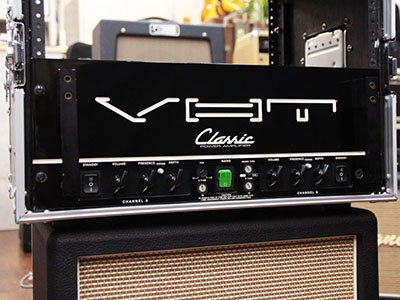 VHT G-2100-C Classic Power Amp w/8U Rack Case