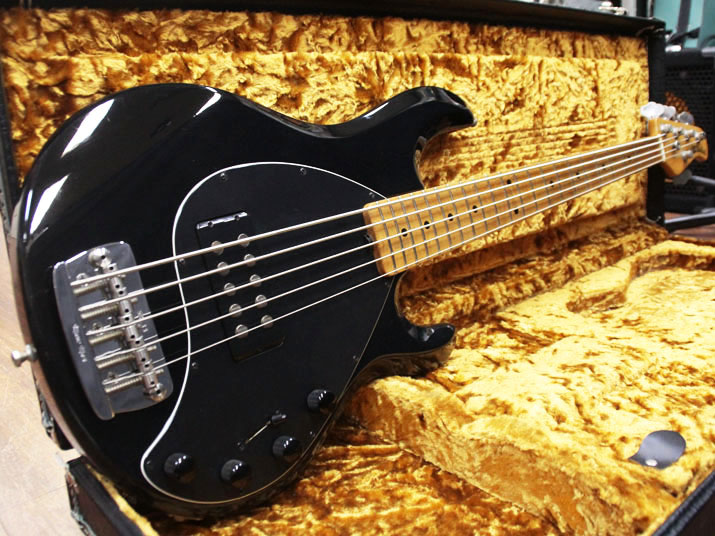 MUSIC MAN StingRay 5 Black 1