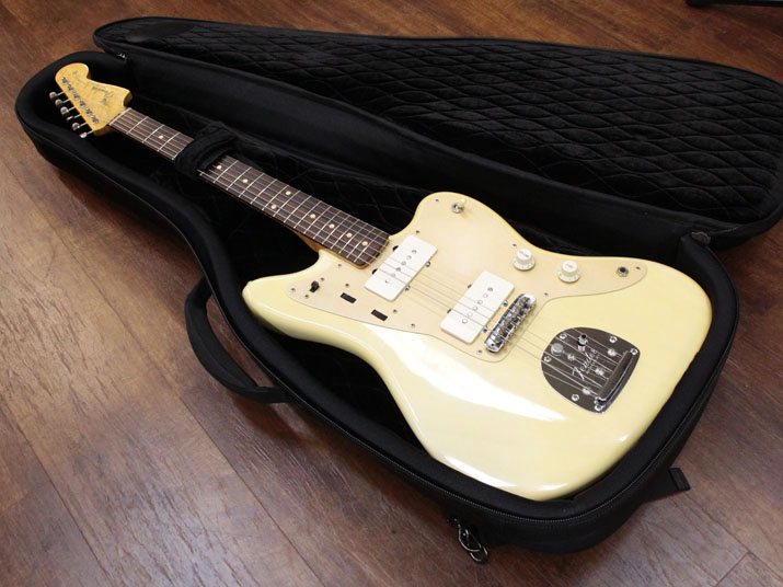 Fender Custom Shop Reunion Blues Guitar Gig Bag 5