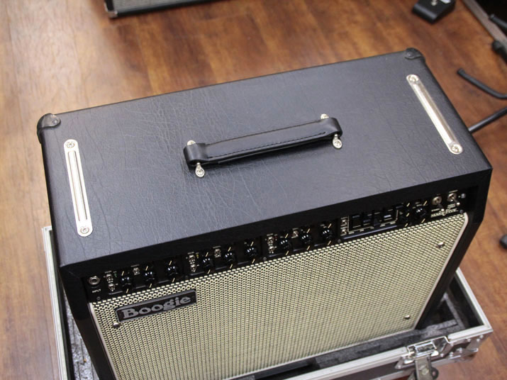 Mesa/Boogie MARK V Combo Limited  Cream&Black Grille & White Piping with Hard Case 6
