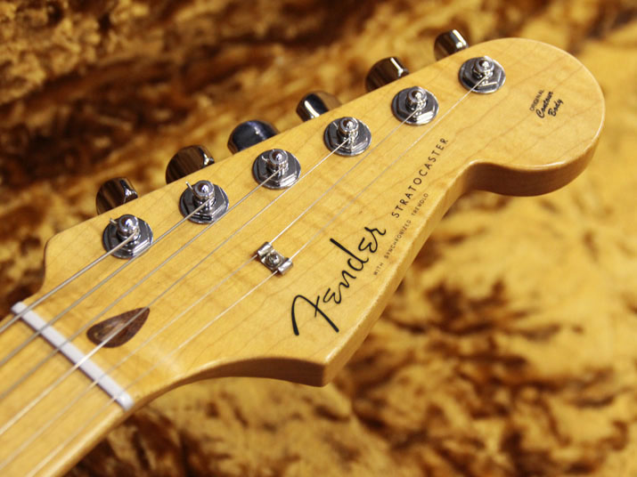 Fender Custom Shop Custom Deluxe Stratocaster Faded Cherry Burst 10