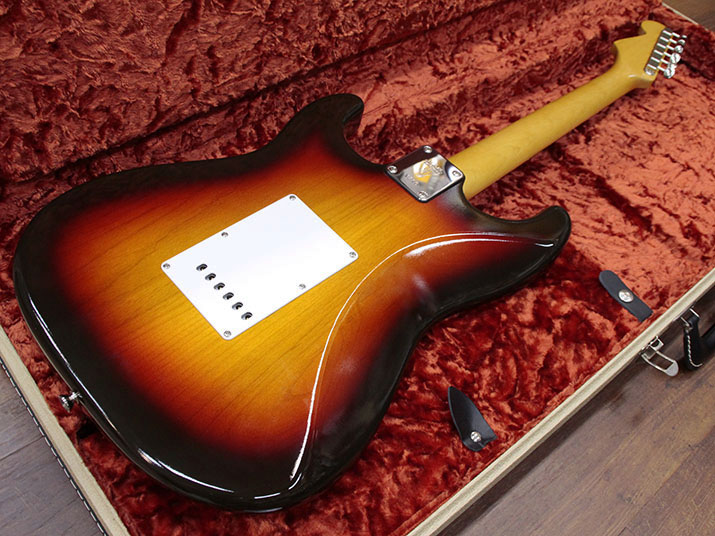 Vanzandt STV-R2 Vintage 3Tone Sunburst 3