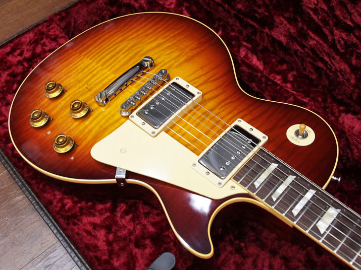 Gibson Custom Shop True Historic 1959 Les Paul Standard Vintage Gloss Vintage Cherry Sunburst 2