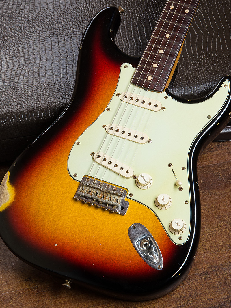 Fender Custom Shop Limited MBS 1960 Stratocaster Relic 3TS Brazilian Rosewood Fingerboard Master Built by Dennis Galuszka 3