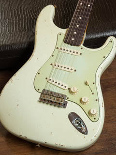 Fender Custom Shop Limited Master Built 1960 Stratocaster Relic O.White Brazilian Rosewood (BZF)  by Dennis Galuszka ボディー正面 サムネイル