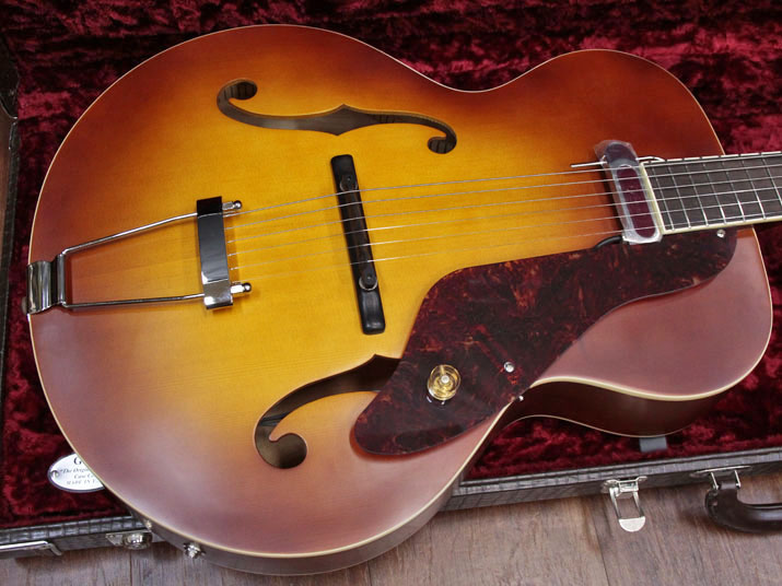 Gretsch Roots Collection G9555 New Yorker Archtop with Pickup 2